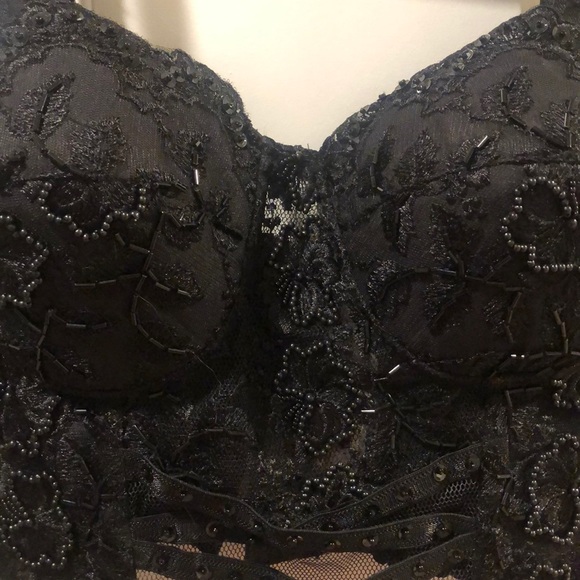 Gorgeous sparkly boustier - Picture 2 of 2